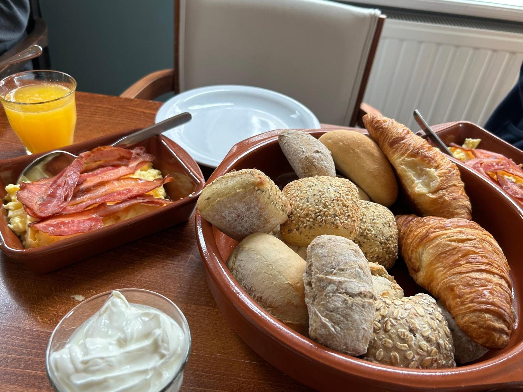 Bed & Brasserie Het Kosthuys * Sint-Maartensdijk